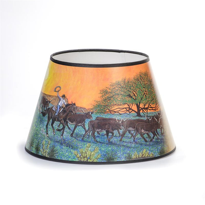 This new shade from Aladdin features a cowboy with Texas Longhorn cattle, mesquite trees, and cacti on a warm, sunset colored background. Fits most Aladdin Kerosene Mantle Lamps