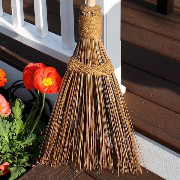 The Ultimate Coconut Garden Broom GB2 from DePalma, Ultimate Innovations