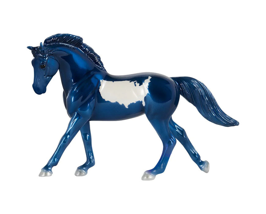 Breyer Stablemates Pursuit of Happiness 3-Piece Americana Set - Patriotic Horse Collection