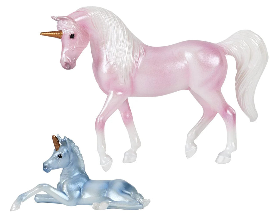 Breyer Stablemates Magic Unicorn Carriage & Foal Playset #10666