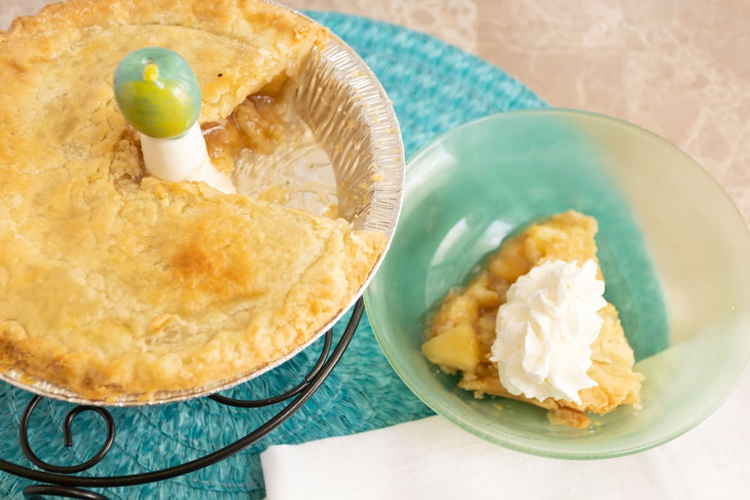 Fox Run Ceramic Apple Pie Vent – Decorative Pie Bird for Homemade Pies