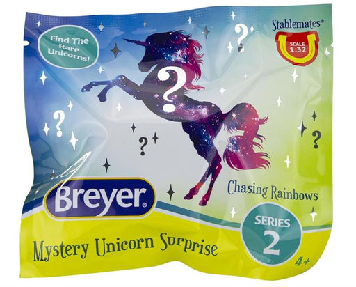 Collect a rainbow of colorful unicorns! The new Chasing Rainbow blind bags each contain one unicorn and a collector booklet. There are 6 different styles, as well as a rare and an ultra rare chase piece.