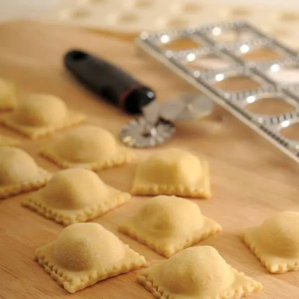 NorPro #112 - Grip-EZ Pastry or Ravioli Wheel Cutter