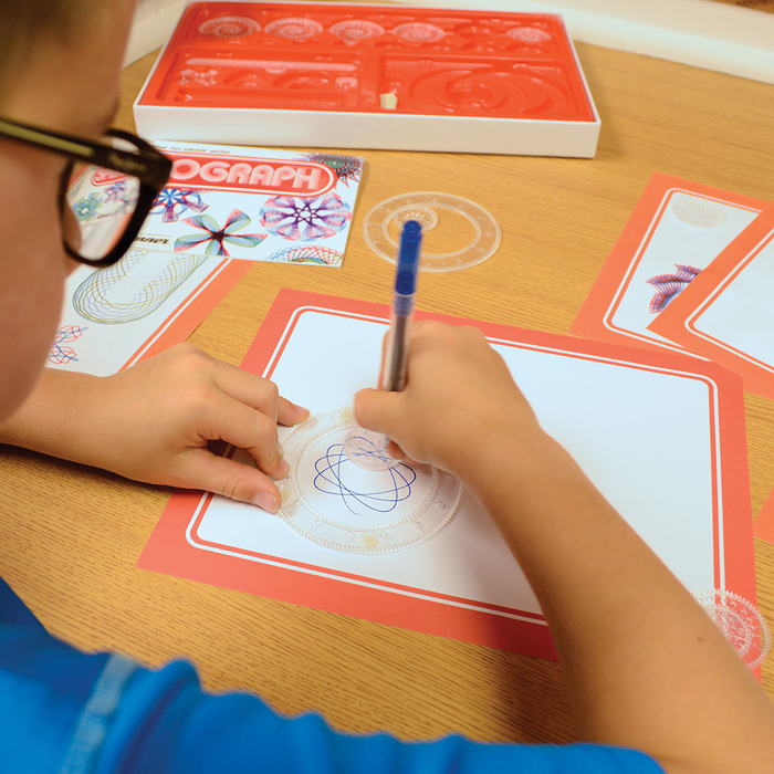 Spirograph Deluxe Design Set - Classic Retro Geometric Drawing Kit for Kids & Adults