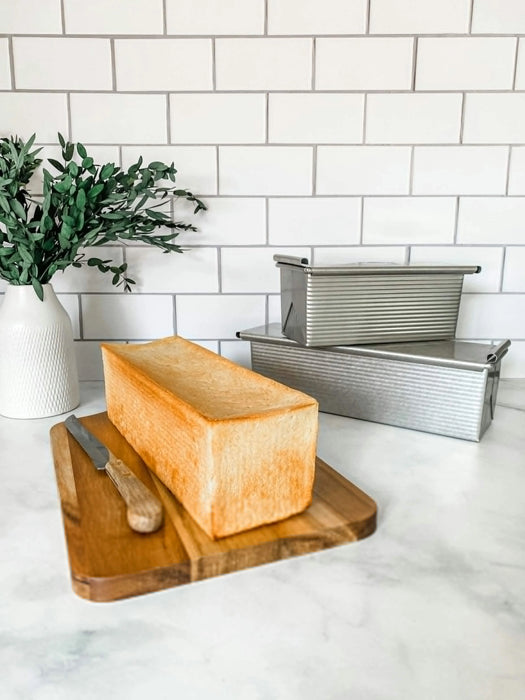 USA Pan Large Pullman Loaf Pan with Lid - Premium Nonstick Bread Baking Pan